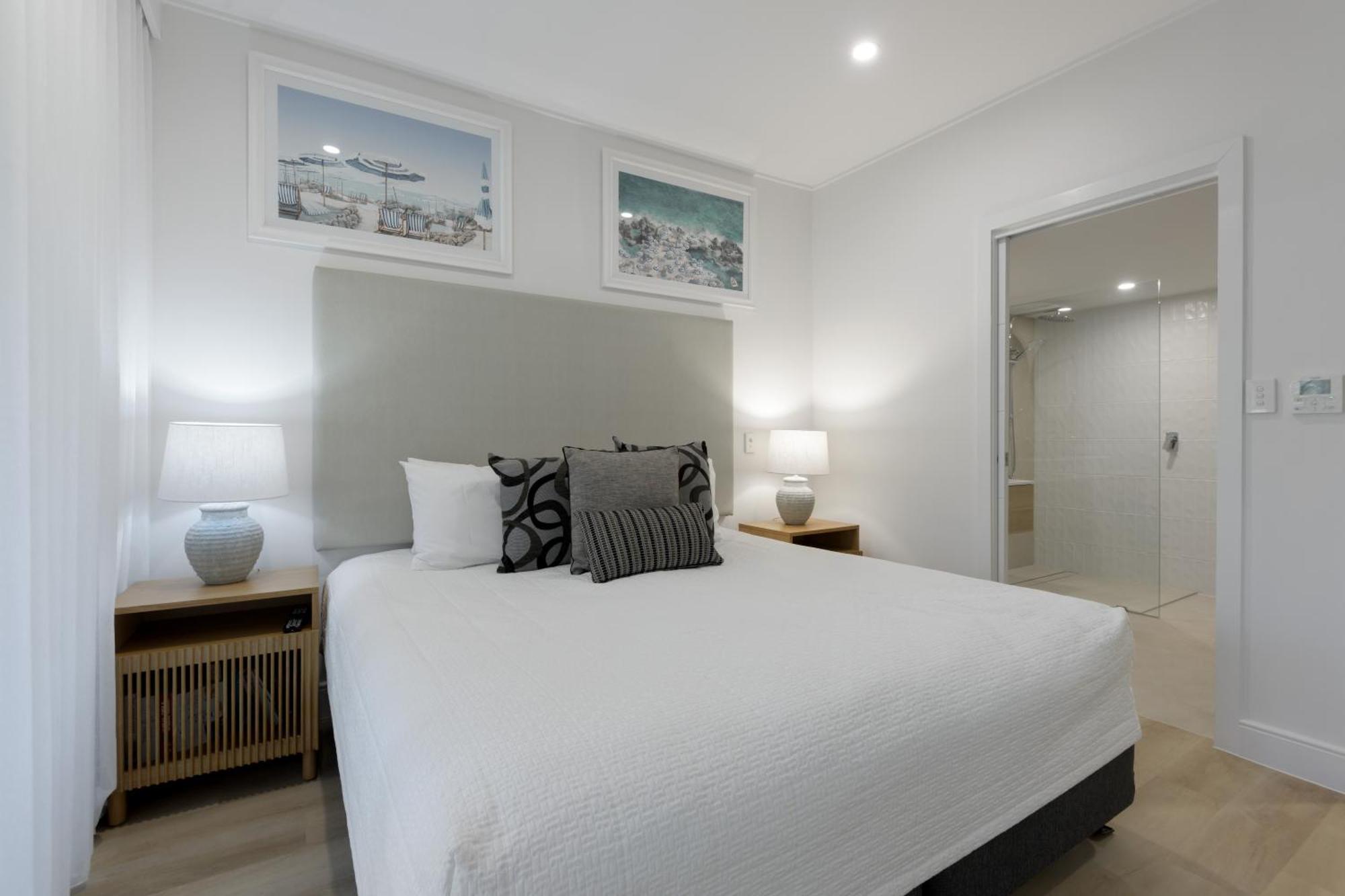 Mandalay Luxury Beachfront Apartments Port Douglas Exterior photo
