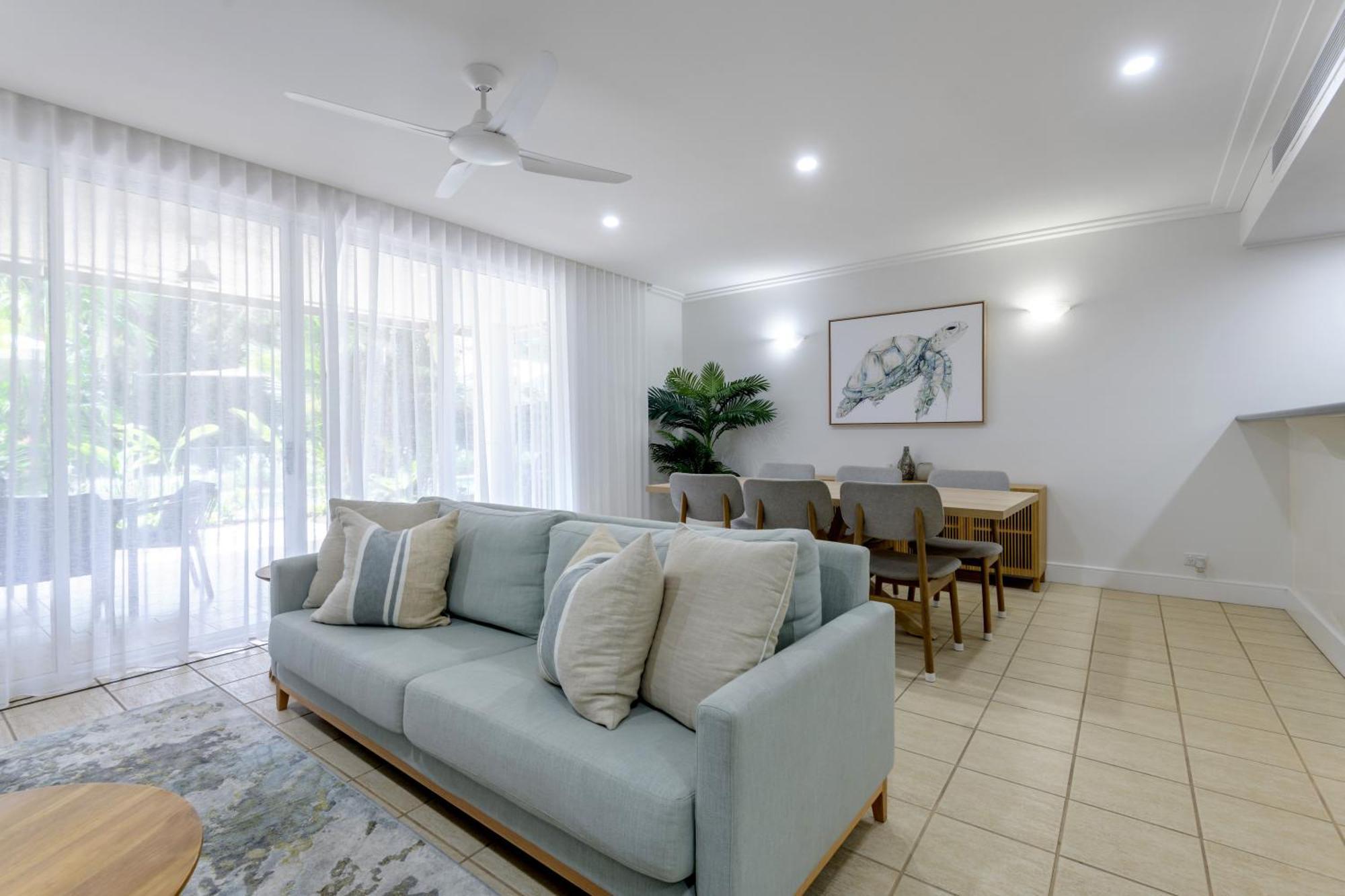 Mandalay Luxury Beachfront Apartments Port Douglas Exterior photo
