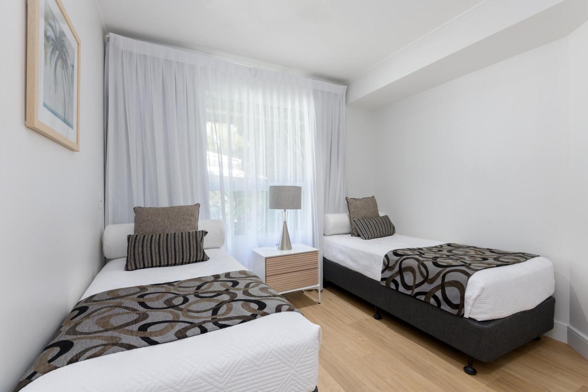 Mandalay Luxury Beachfront Apartments Port Douglas Exterior photo