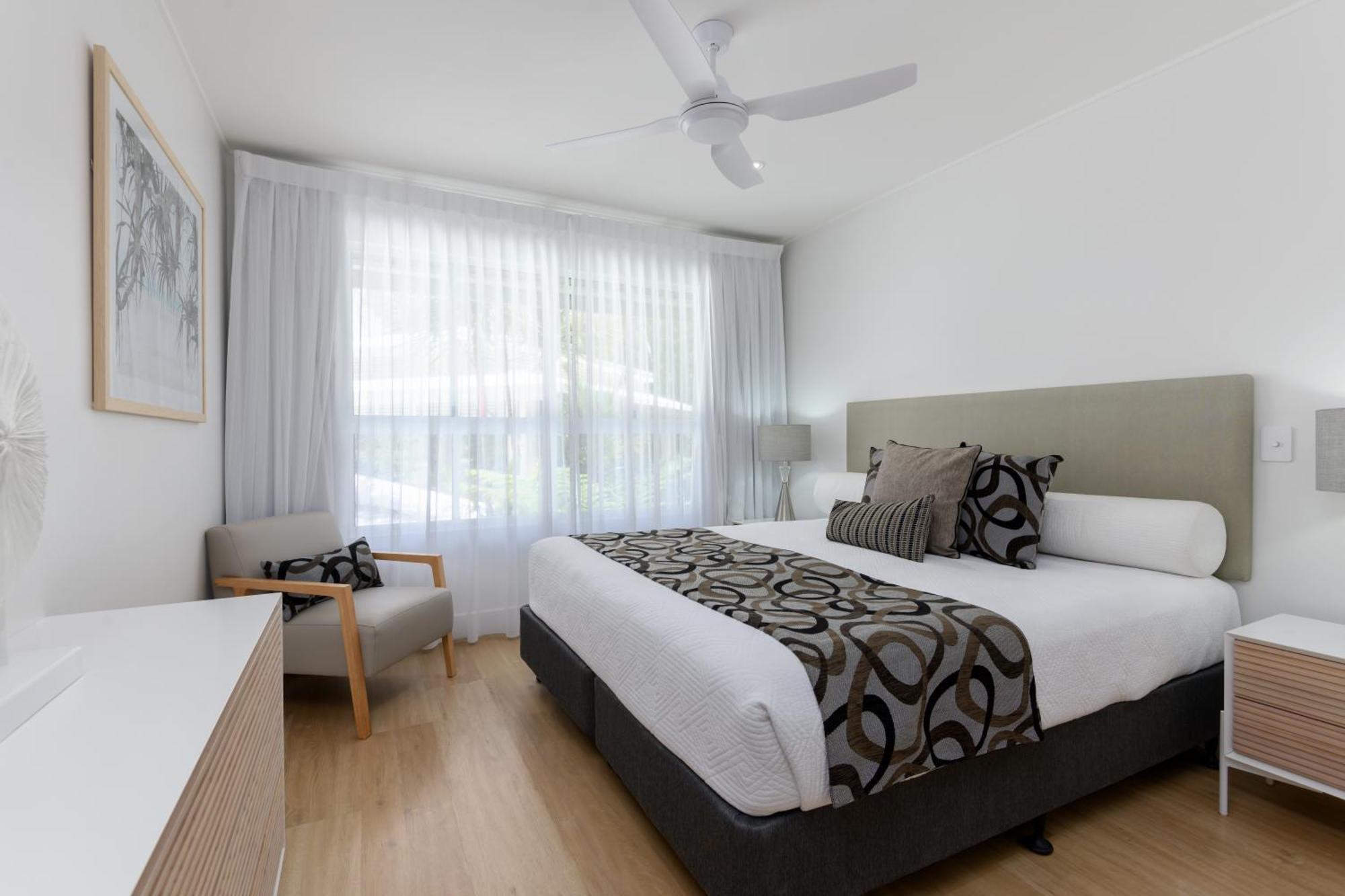 Mandalay Luxury Beachfront Apartments Port Douglas Exterior photo