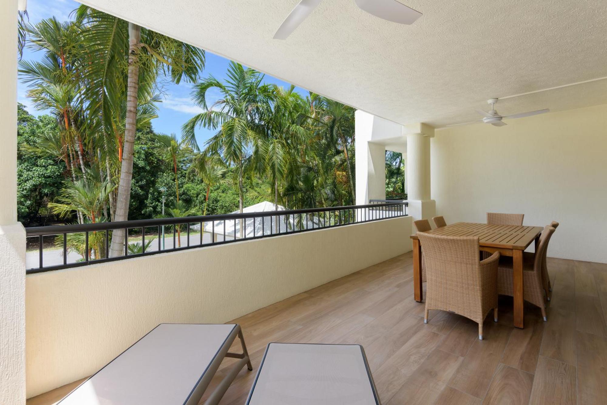 Mandalay Luxury Beachfront Apartments Port Douglas Exterior photo