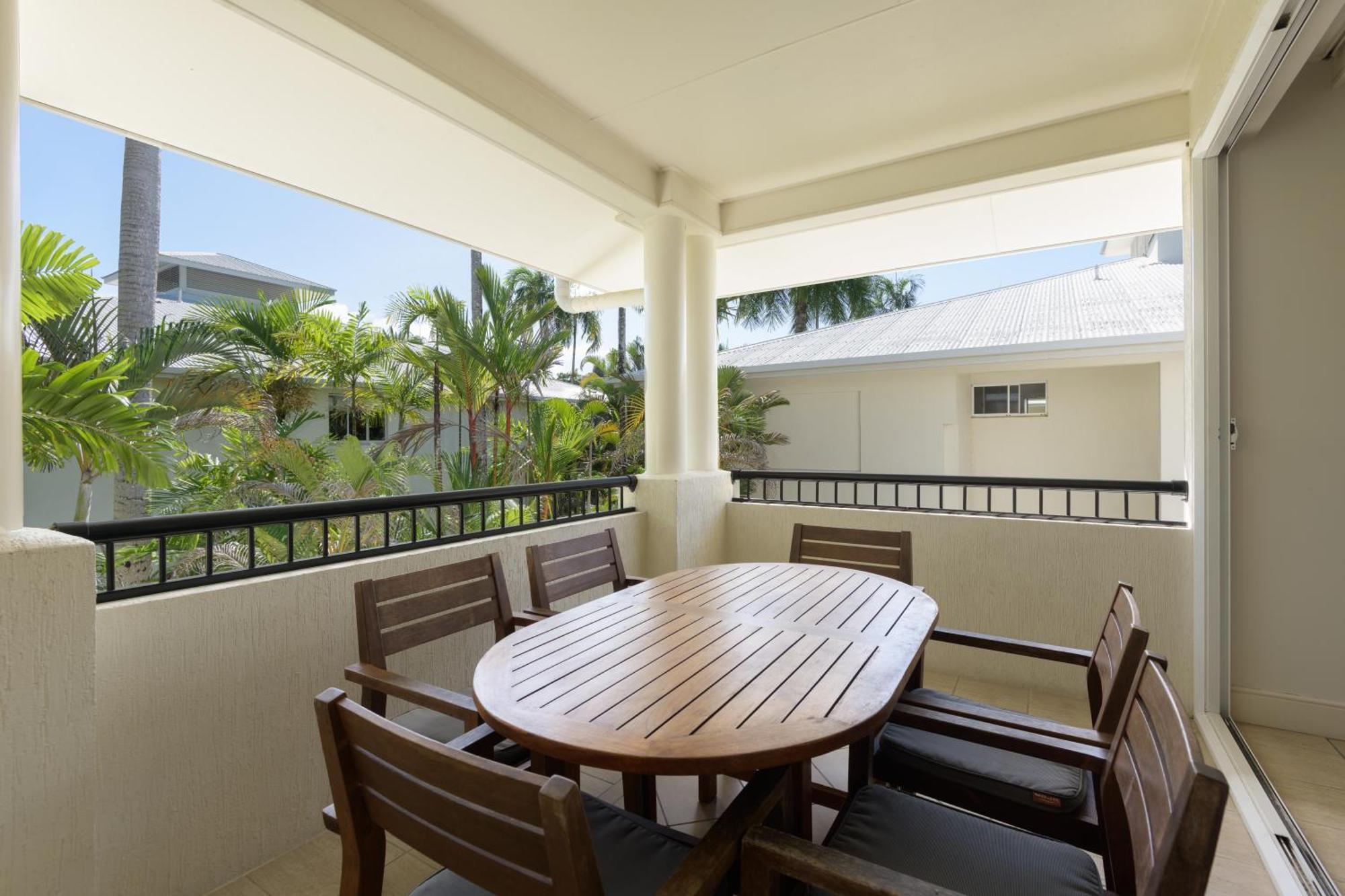 Mandalay Luxury Beachfront Apartments Port Douglas Exterior photo